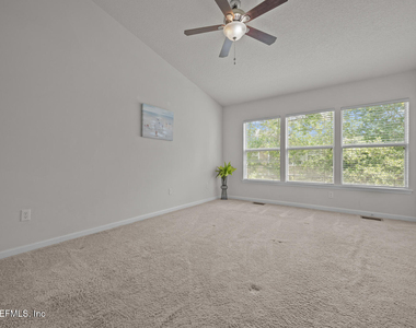 8077 Summerside Circle - Photo Thumbnail 11