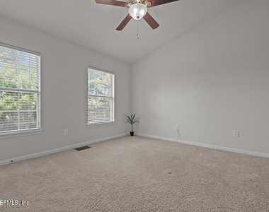 8077 Summerside Circle - Photo Thumbnail 16
