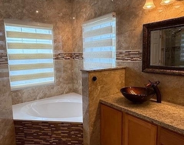 2518 Willow Creek Drive - Photo Thumbnail 18