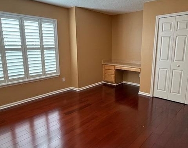2518 Willow Creek Drive - Photo Thumbnail 27