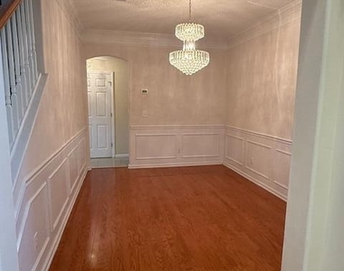 2518 Willow Creek Drive - Photo Thumbnail 5