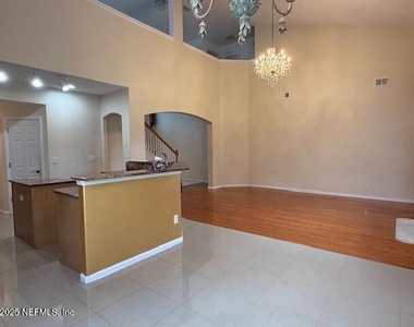 2518 Willow Creek Drive - Photo Thumbnail 8
