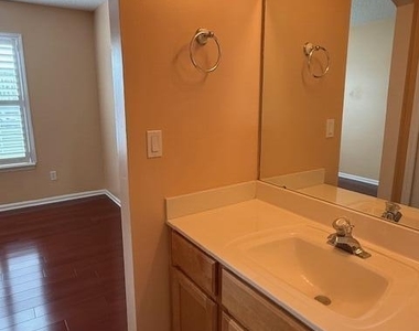 2518 Willow Creek Drive - Photo Thumbnail 31