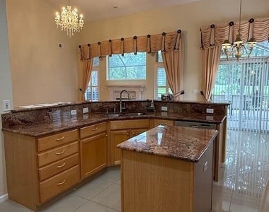 2518 Willow Creek Drive - Photo Thumbnail 11