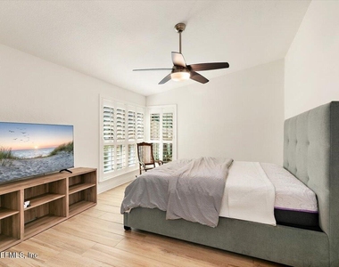 779 Sea Oats Bay - Photo Thumbnail 7