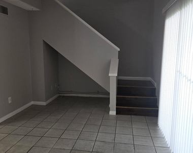 8544 Pineverde Lane - Photo Thumbnail 4