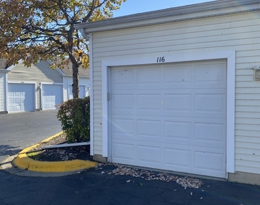 131 Silverstone Drive - Photo Thumbnail 15