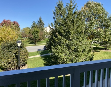 131 Silverstone Drive - Photo Thumbnail 13