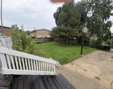 1621 Clay Court - Photo Thumbnail 11