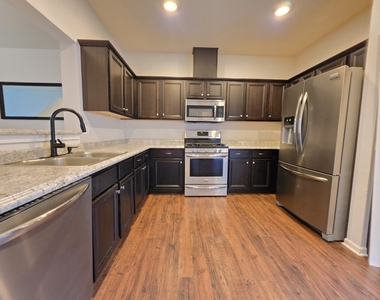 3350 Ravinia Circle - Photo Thumbnail 25