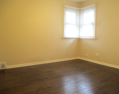 448 Midway Drive - Photo Thumbnail 14