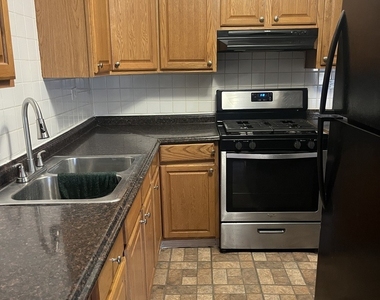 4809 W Engle Road - Photo Thumbnail 3