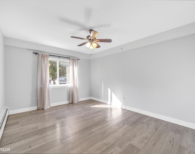 866 Cider Lane - Photo Thumbnail 40