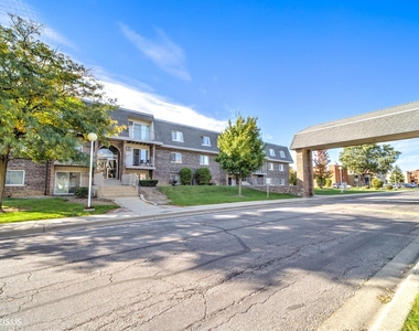 866 Cider Lane - Photo Thumbnail 21