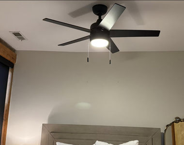 4104 N Mozart Street - Photo Thumbnail 5