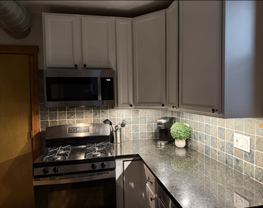 4104 N Mozart Street - Photo Thumbnail 9