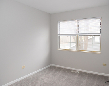 608 N Lake Shore Drive - Photo Thumbnail 12