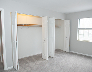 608 N Lake Shore Drive - Photo Thumbnail 14
