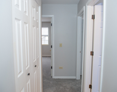 608 N Lake Shore Drive - Photo Thumbnail 10