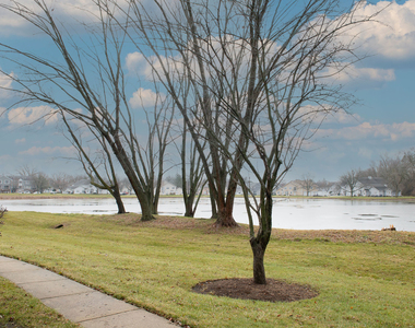 608 N Lake Shore Drive - Photo Thumbnail 18