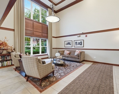 255 E Liberty Drive - Photo Thumbnail 7