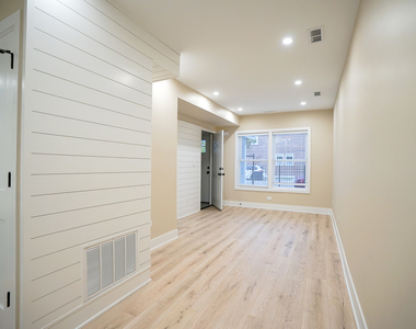 3703 W Palmer Street - Photo Thumbnail 6