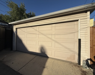 2449 N Ridgeway Avenue - Photo Thumbnail 14