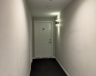 2216 Country Club Drive - Photo Thumbnail 21