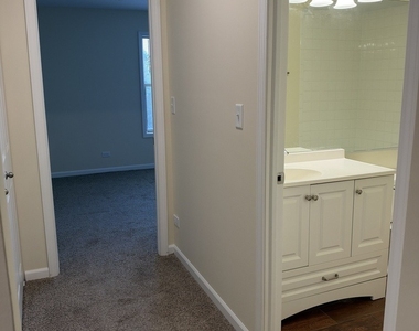 2216 Country Club Drive - Photo Thumbnail 14