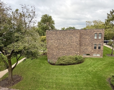 2216 Country Club Drive - Photo Thumbnail 18