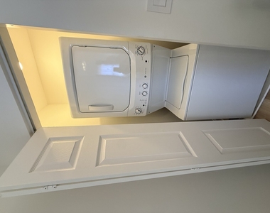 1449 N Ashland Avenue - Photo Thumbnail 14