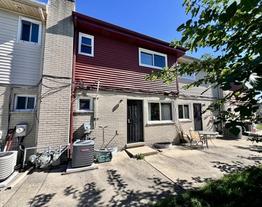 5025 Suffield Court - Photo Thumbnail 13