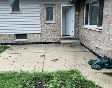 17007 Marilyn Drive - Photo Thumbnail 19