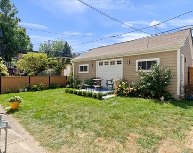 3746 N Lakewood Avenue - Photo Thumbnail 15