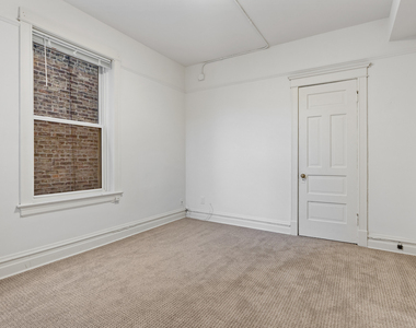 3746 N Lakewood Avenue - Photo Thumbnail 11