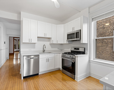 3746 N Lakewood Avenue - Photo Thumbnail 8