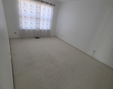 1327 Sugar Court - Photo Thumbnail 6