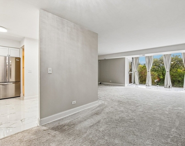 1301 N Western Avenue - Photo Thumbnail 2