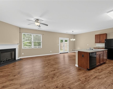 514 Altama Way - Photo Thumbnail 2