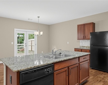 514 Altama Way - Photo Thumbnail 7