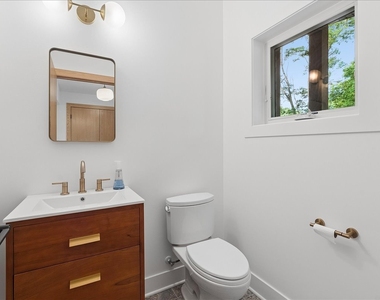 12405 S 75th Avenue - Photo Thumbnail 14