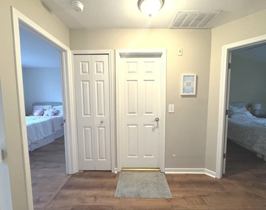 1291 Rhodes Lane - Photo Thumbnail 18