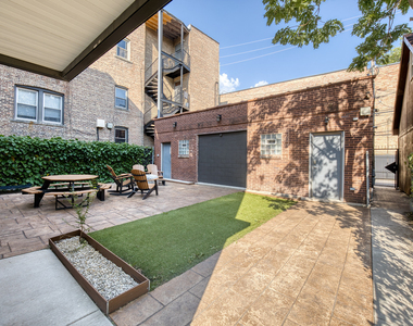 2027 N Humboldt Boulevard - Photo Thumbnail 6