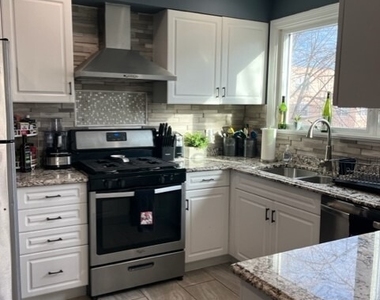 8835 Lavergne Avenue - Photo Thumbnail 4