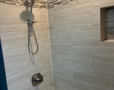 8835 Lavergne Avenue - Photo Thumbnail 10