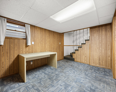 3927 N Pontiac Avenue - Photo Thumbnail 17
