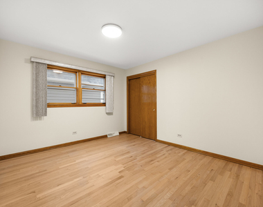 3927 N Pontiac Avenue - Photo Thumbnail 11