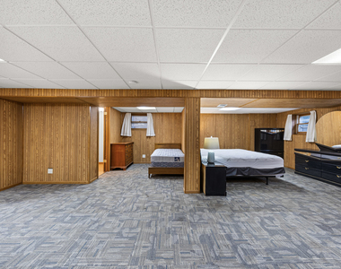 3927 N Pontiac Avenue - Photo Thumbnail 19