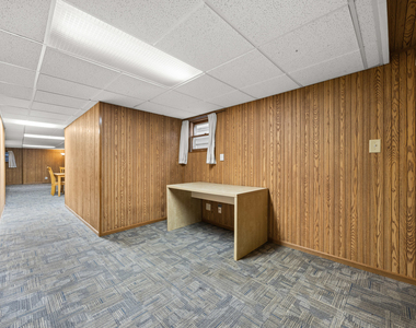 3927 N Pontiac Avenue - Photo Thumbnail 16