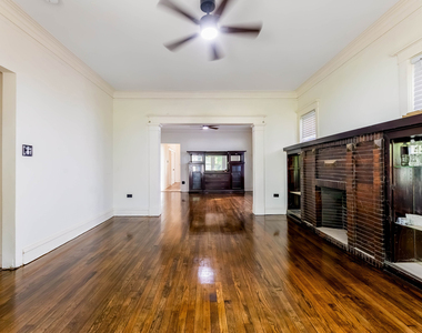 7411 S Kimbark Avenue - Photo Thumbnail 7